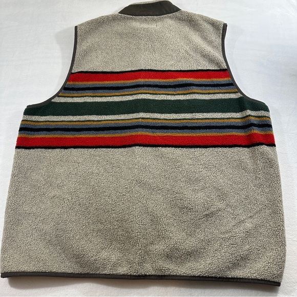 Pendleton striped Sherpa vest winter zip up tan red green - Picture 3 of 9
